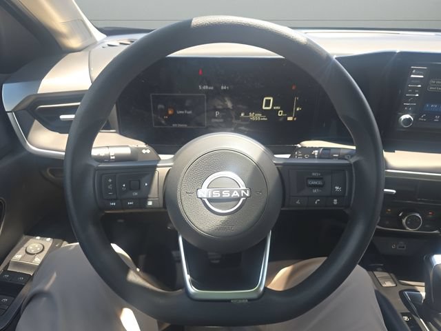Certified 2025 Nissan Kicks S AWD/4WD image 13