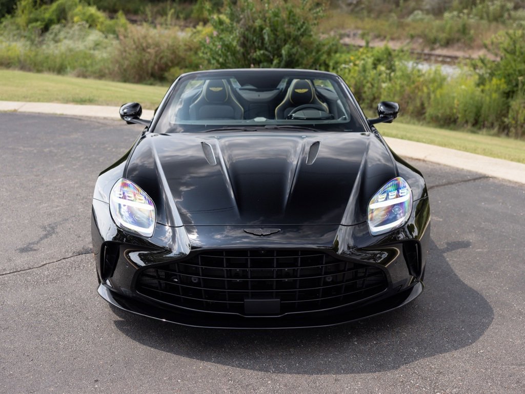 New 2026 Aston Martin V8 Vantage Coupe image 14