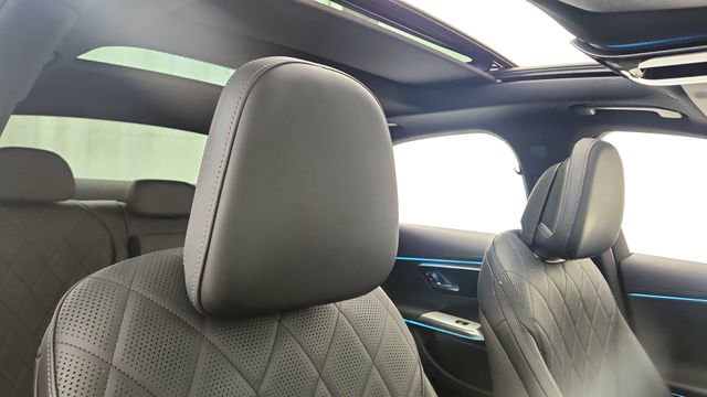 Used 2024 Mercedes-Benz E 450 4MATIC Sedan w/ Airmatic Package image 24