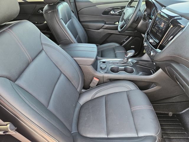 Used 2023 Chevrolet Traverse RS w/ LPO, Floor Liner Package AWD/4WD image 15