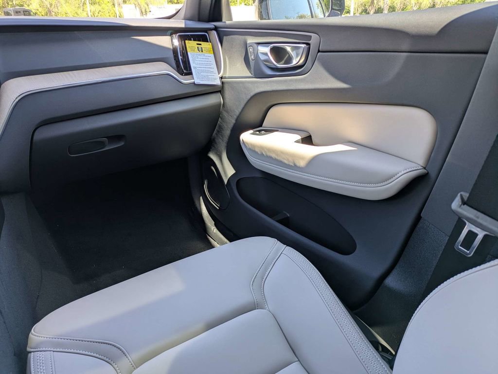 New 2026 Volvo XC60 T8 Core w/ Protection Package Premier image 21