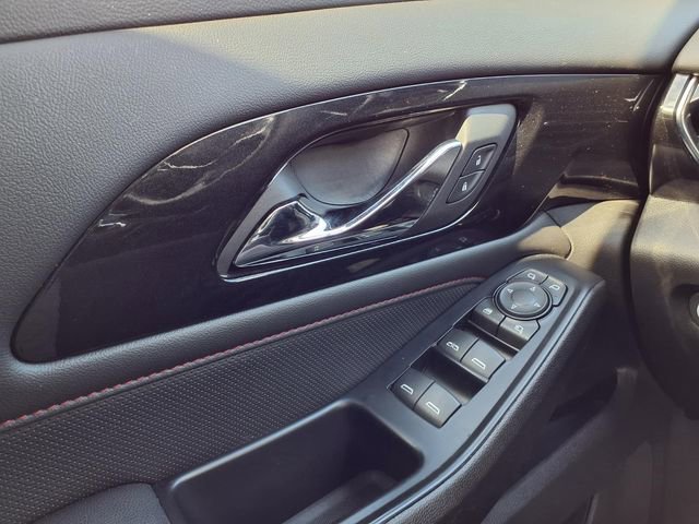 Used 2023 Chevrolet Traverse RS image 23