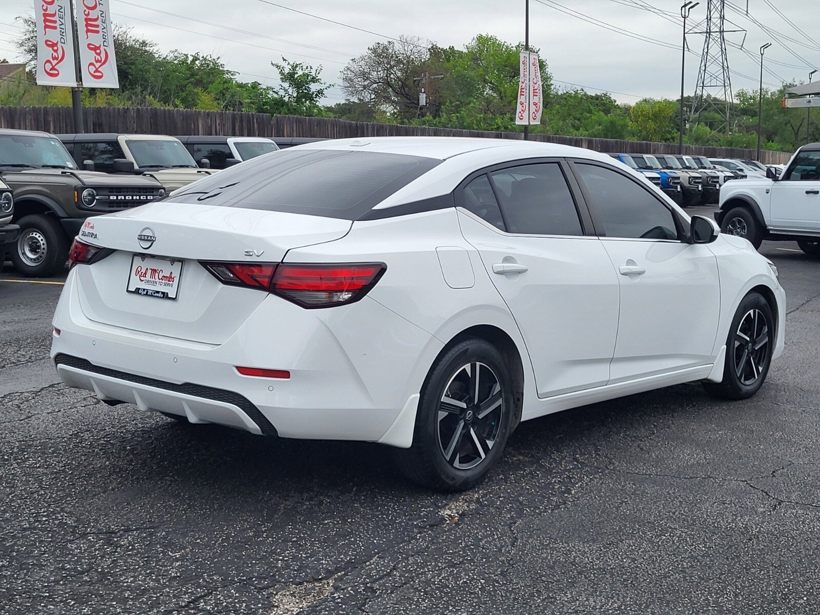 Used 2024 Nissan Sentra SV w/ All-Weather Package FWD image 4