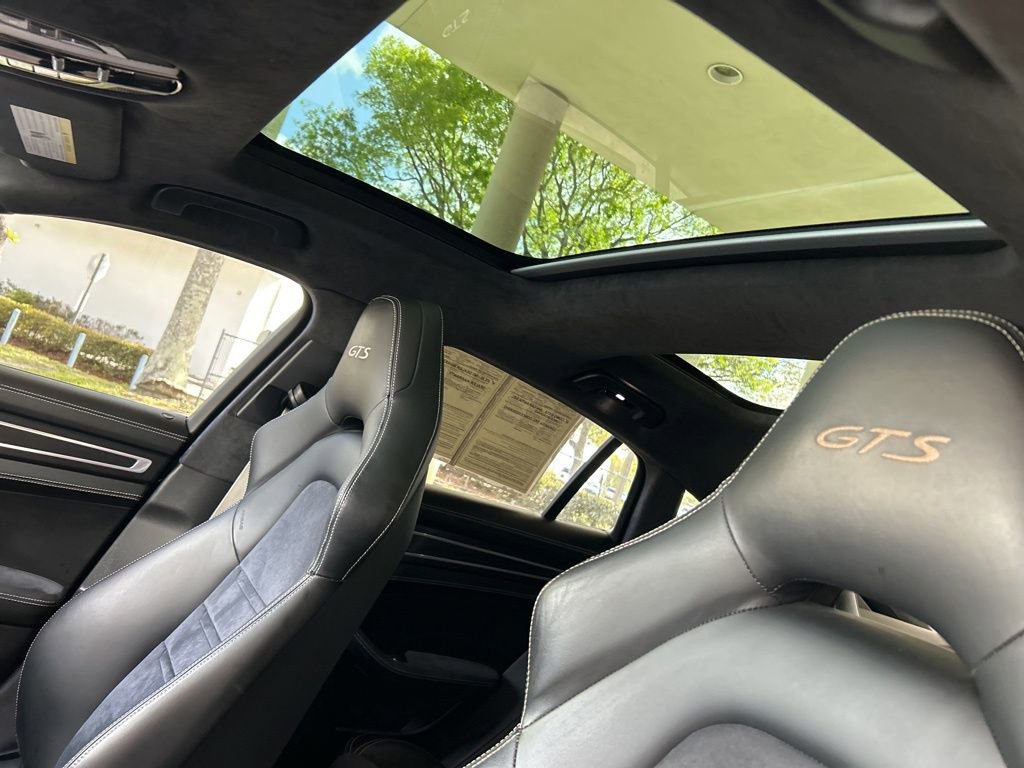 Used 2019 Porsche Panamera GTS image 18