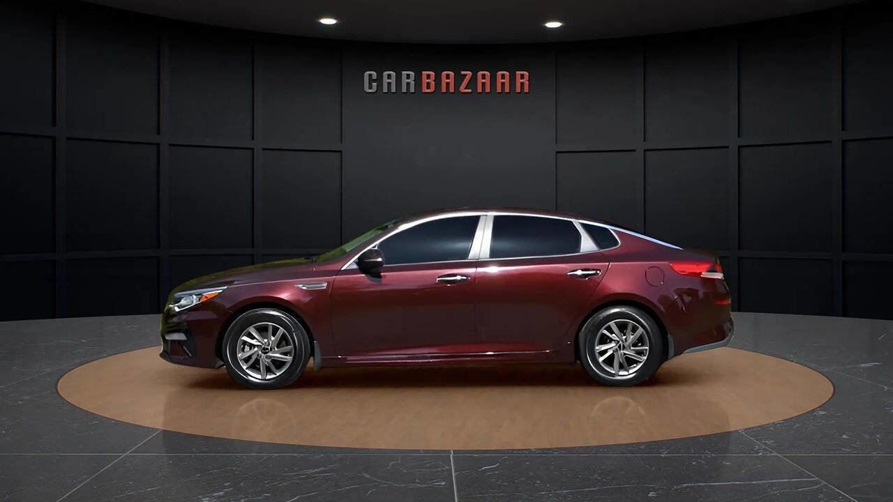 Used 2020 Kia Optima LX image 12