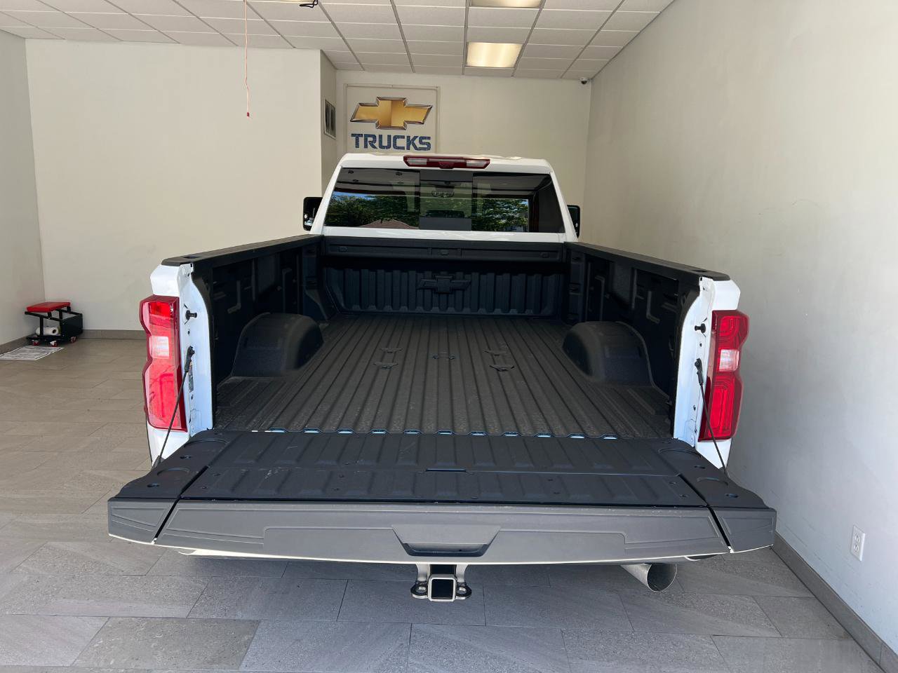 New 2026 Chevrolet Silverado 3500 LTZ w/ LTZ Plus Package AWD/4WD image 15