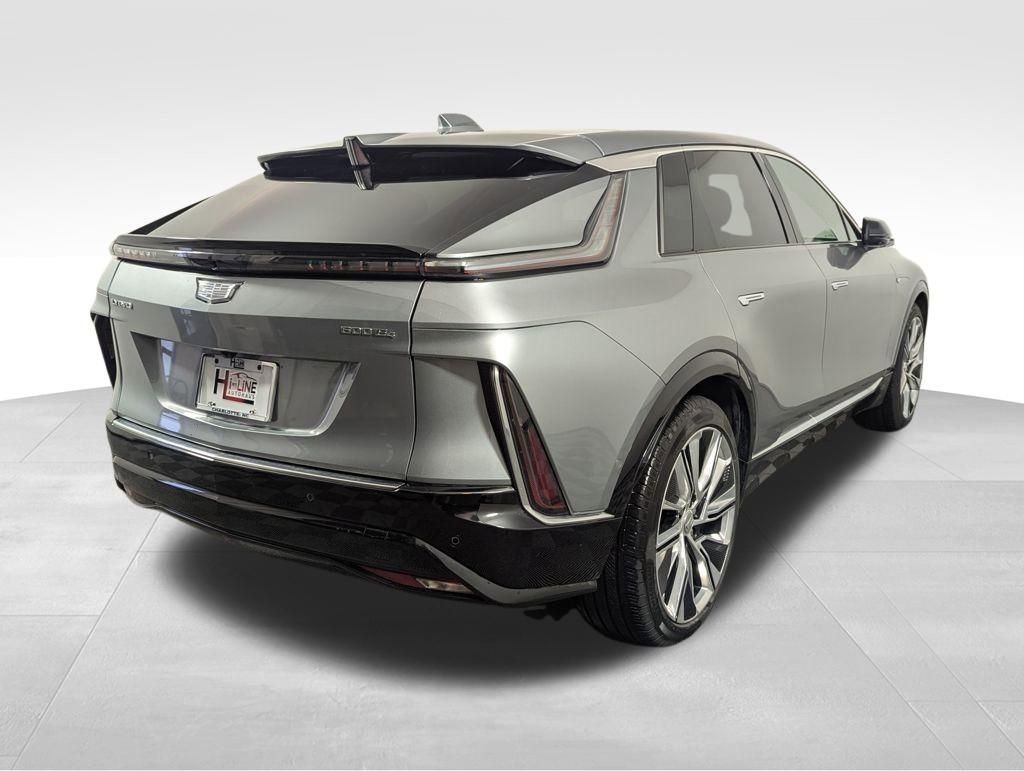 Used 2024 Cadillac Lyriq Luxury w/ LPO, Floor Liner Package image 29