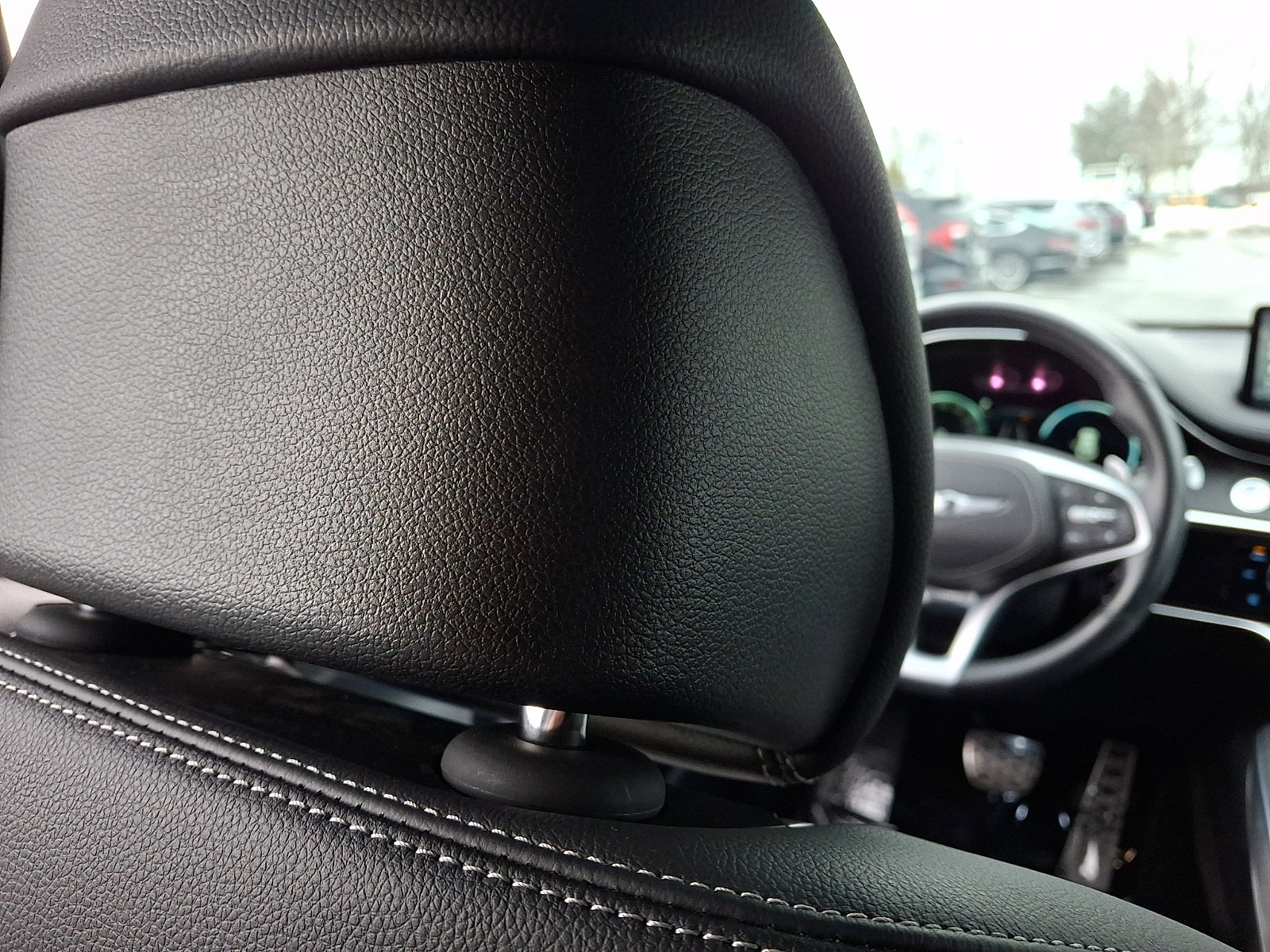 Certified 2023 Genesis GV70 2.5T w/ Sport Prestige Package image 13