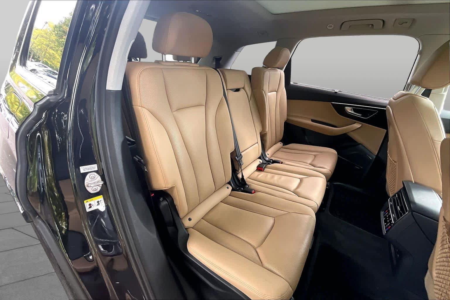 Used 2020 Audi Q7 3.0T Prestige AWD/4WD image 19