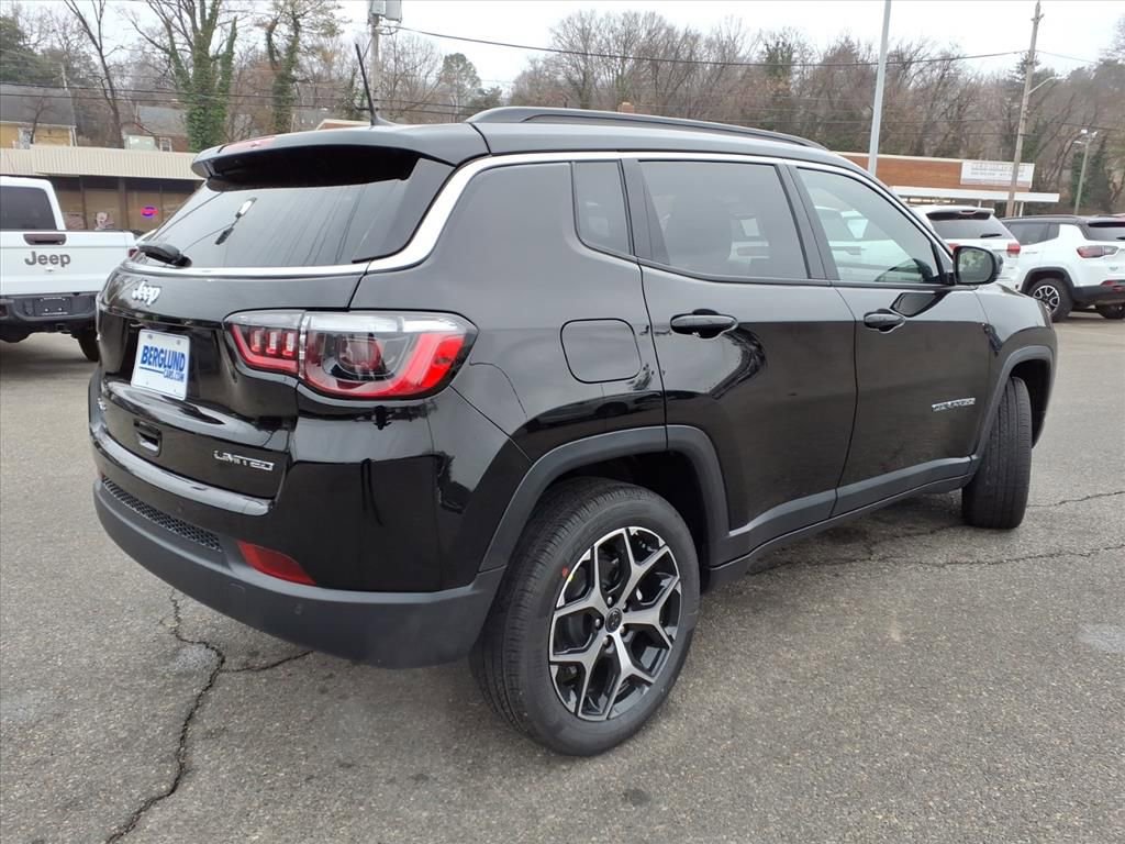 New 2026 Jeep Compass Limited image 4
