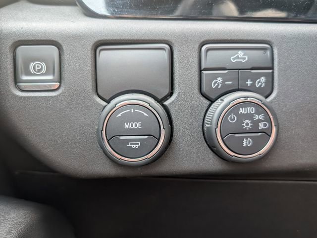 Used 2024 Chevrolet Silverado 1500 RST w/ Rally Edition image 29