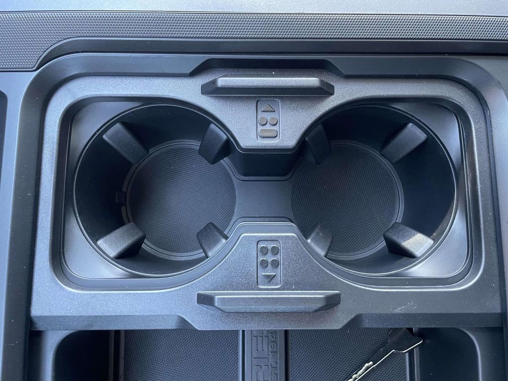 New 2026 Ford F350 Lariat w/ Black Appearance Package image 18