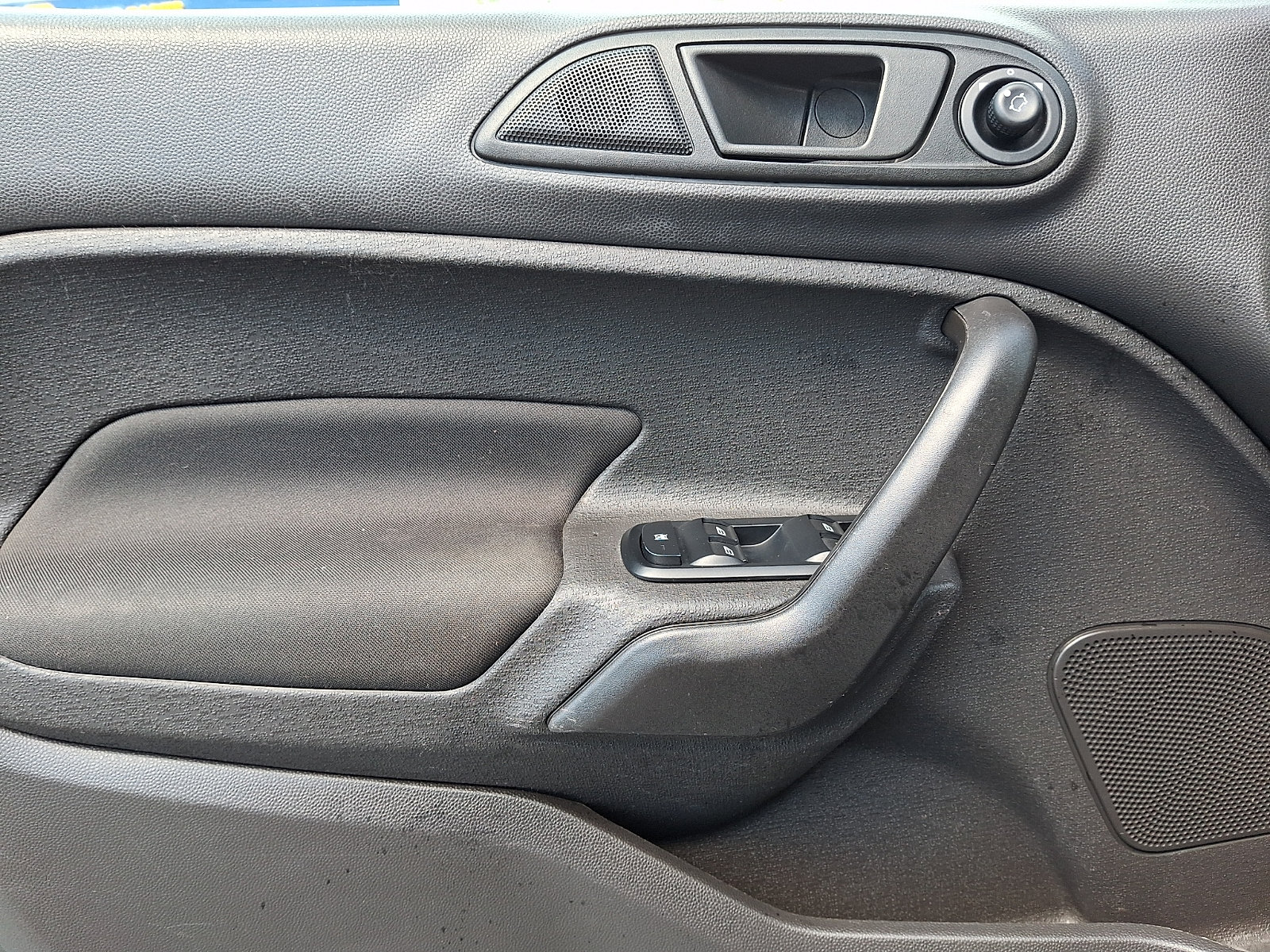 Used 2019 Ford Fiesta SE w/ Cold Weather Package FWD image 11