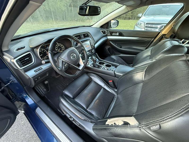 Used 2017 Nissan Maxima 3.5 SV image 11