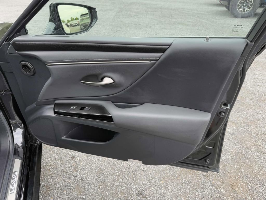 Used 2022 Lexus ES 350 w/ Premium Package image 15