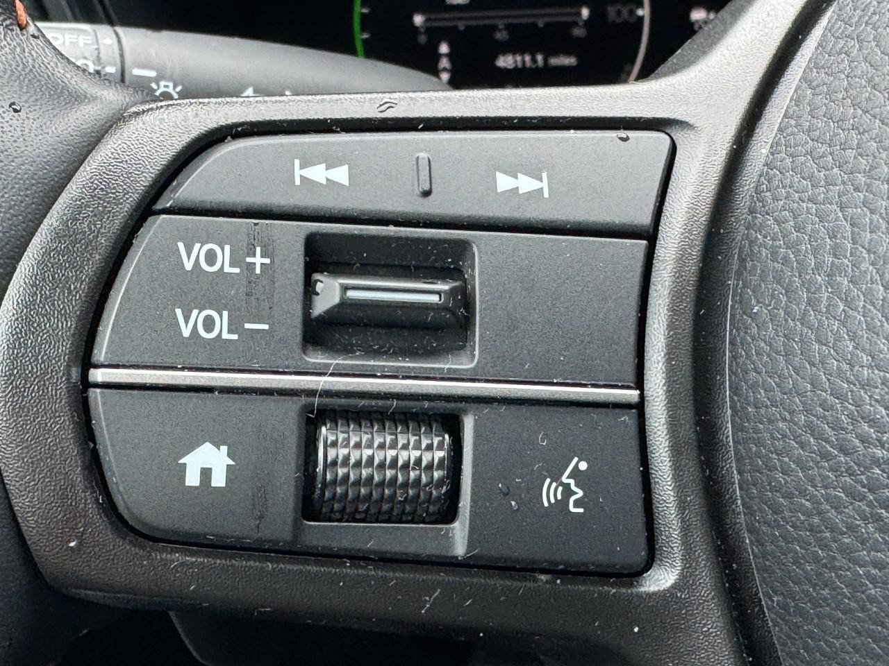 Certified 2025 Honda CR-V Sport-L image 21