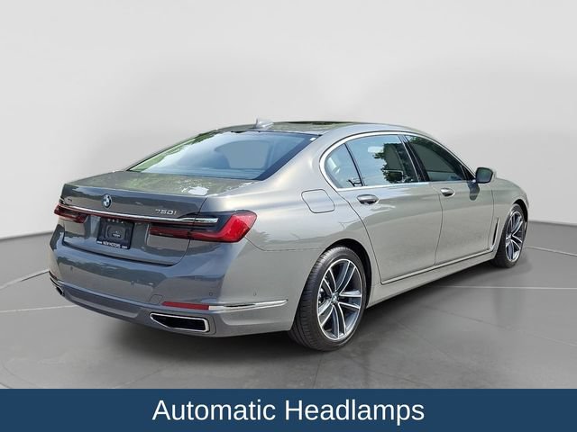Used 2022 BMW 750i xDrive AWD/4WD image 7