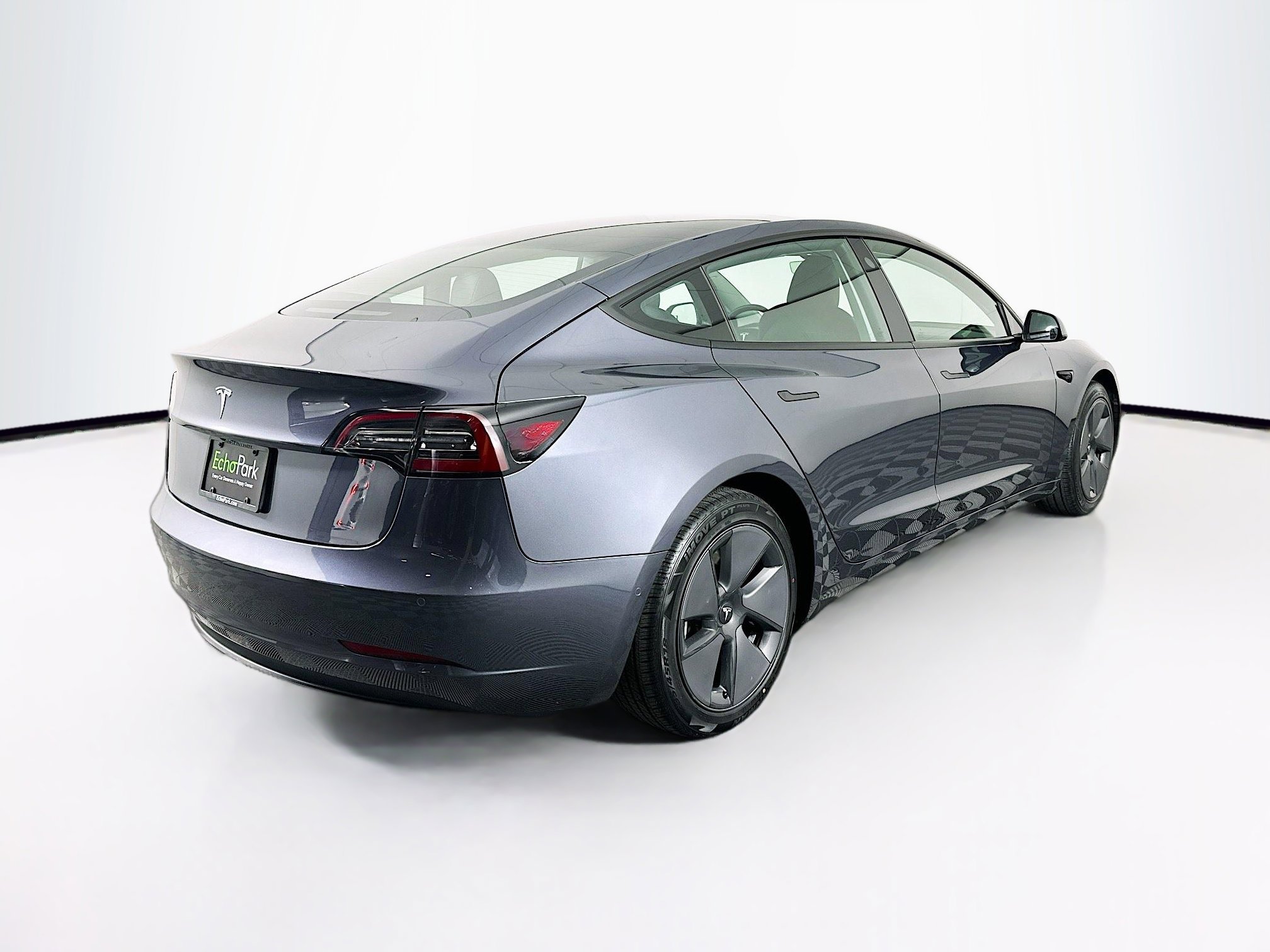 Used 2021 Tesla Model 3 Standard Range Plus image 9