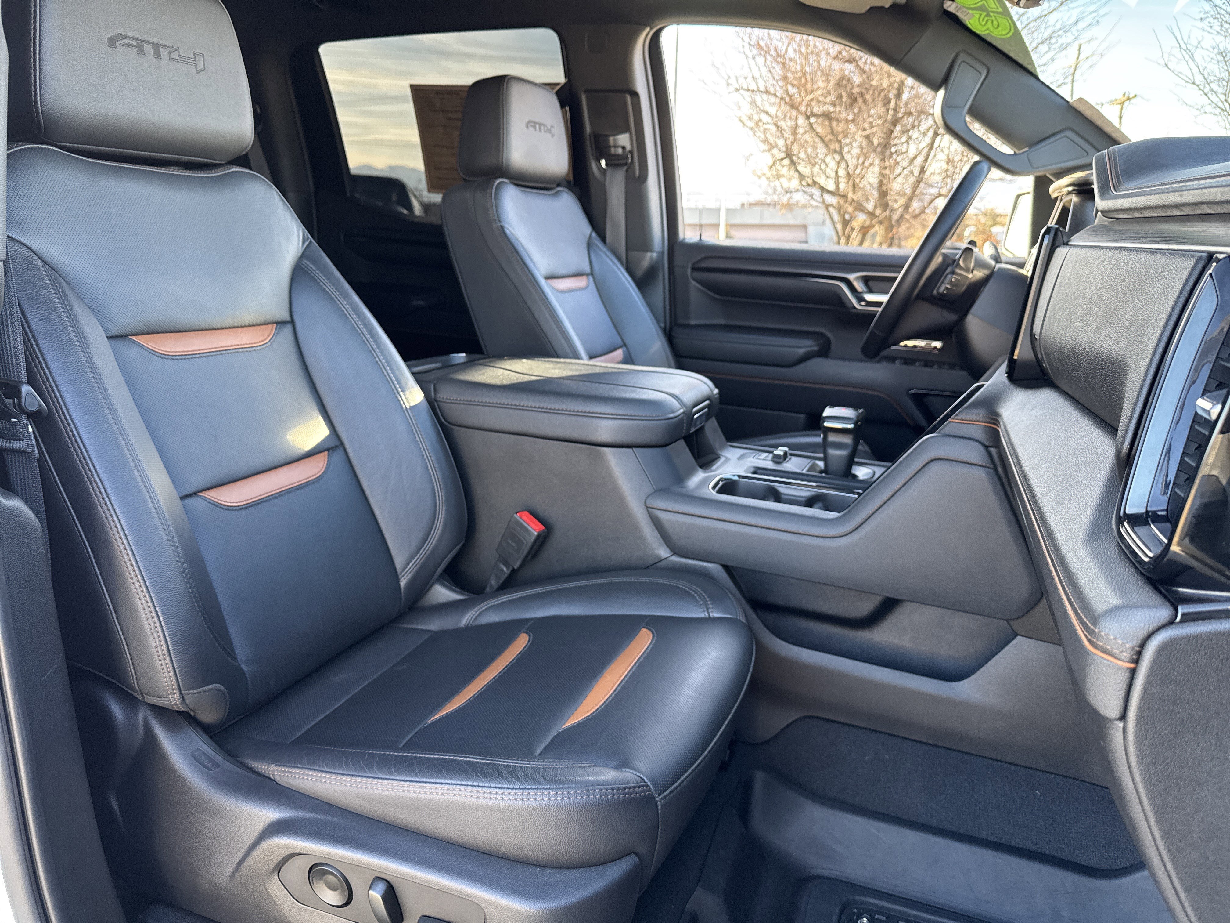 Used 2023 GMC Sierra 1500 AT4 w/ Technology Package image 20