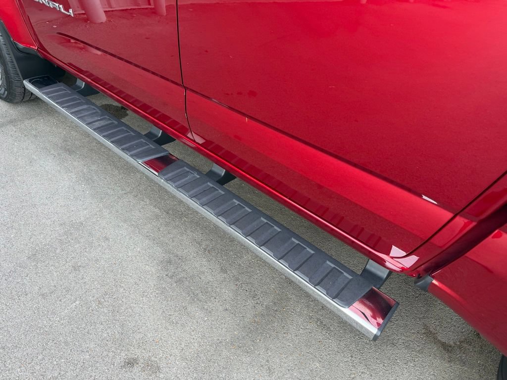 Used 2021 GMC Canyon Denali AWD/4WD image 3