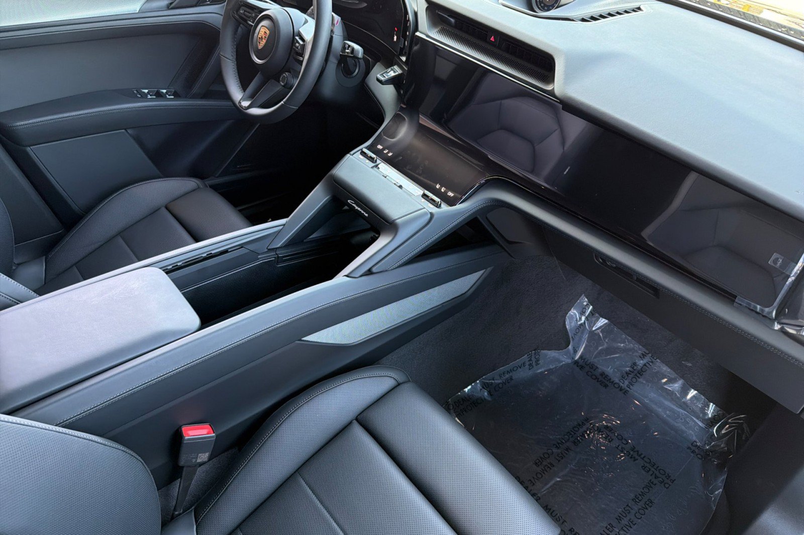 Used 2026 Porsche Cayenne Electric Coupe AWD/4WD image 16