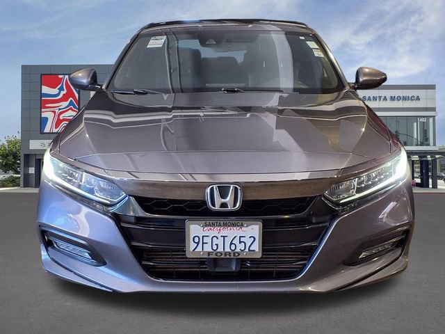 Used 2018 Honda Accord Sport image 2