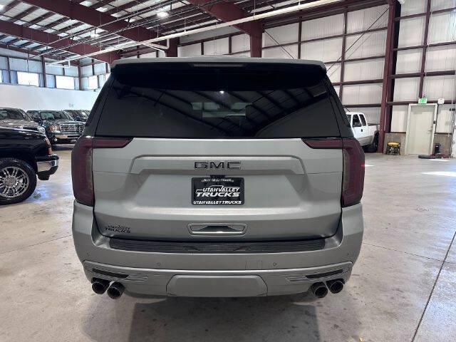 Used 2023 GMC Yukon XL Denali w/ Denali Reserve Package AWD/4WD image 8
