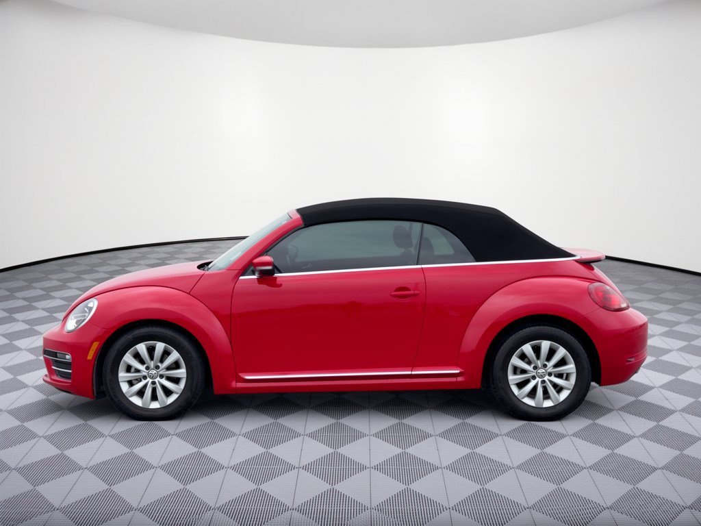 Used 2019 Volkswagen Beetle 2.0T S FWD image 2