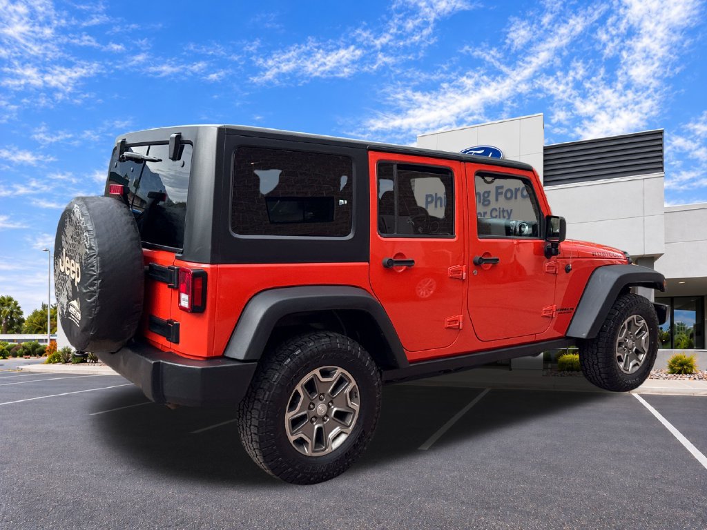 Used 2015 Jeep Wrangler Unlimited Rubicon w/ Connectivity Group AWD/4WD image 10