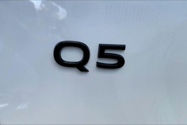 New 2025 Audi Q5 Premium Plus image 15