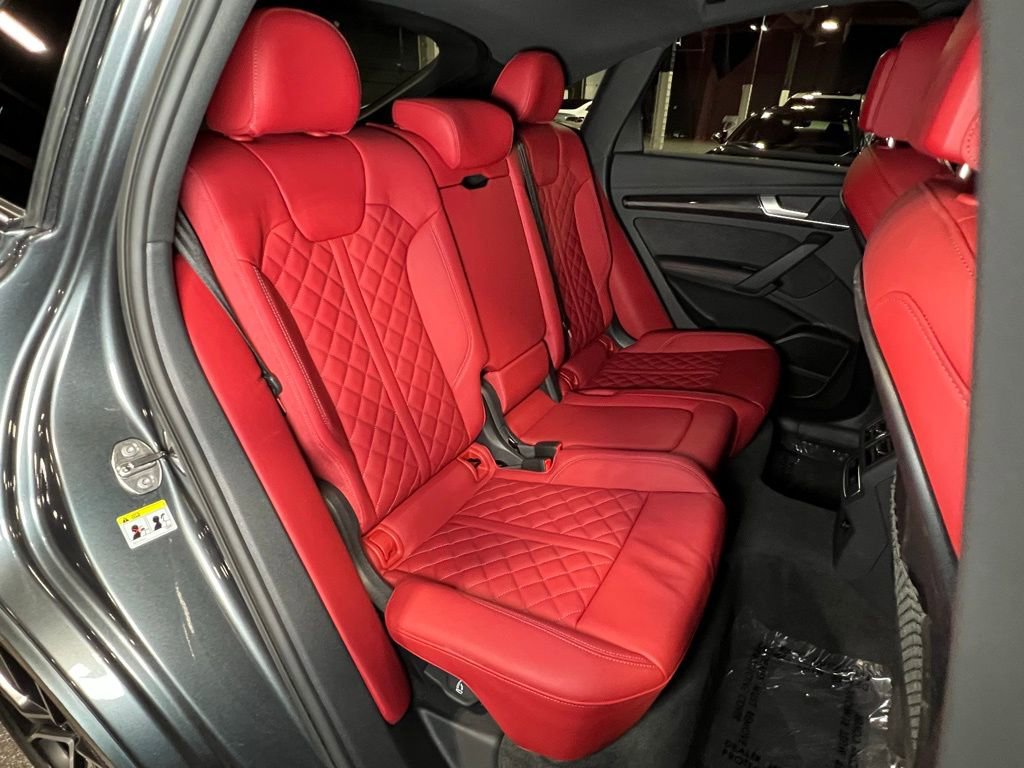 Used 2024 Audi SQ5 Premium Plus w/ Premium Plus Package image 13