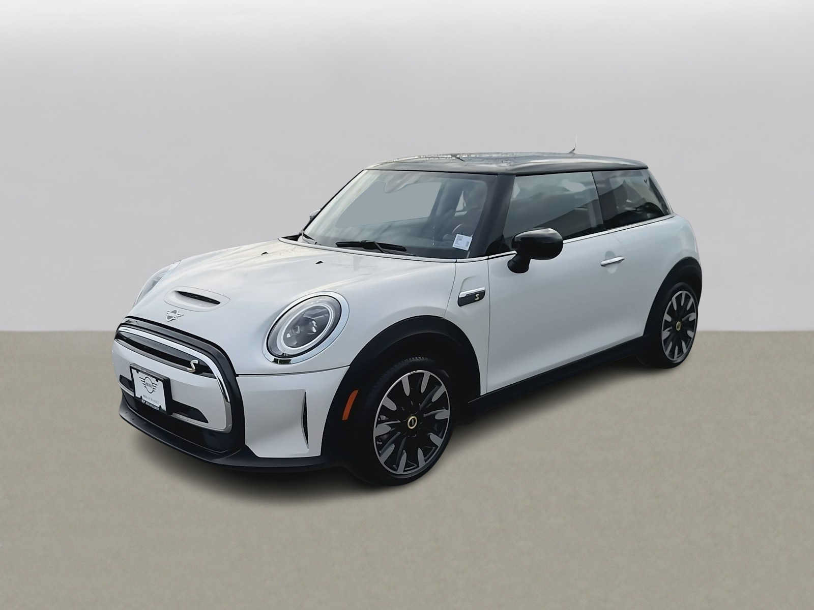 Used 2024 MINI Cooper SE FWD image 4