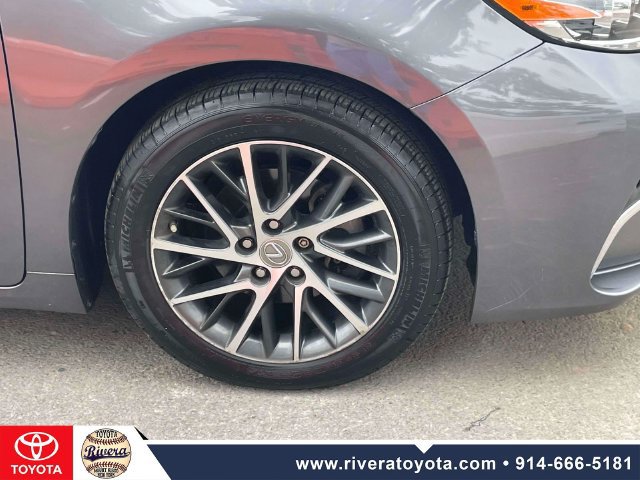 Used 2018 Lexus ES 350 w/ Luxury Package w/Wood Trim FWD image 10