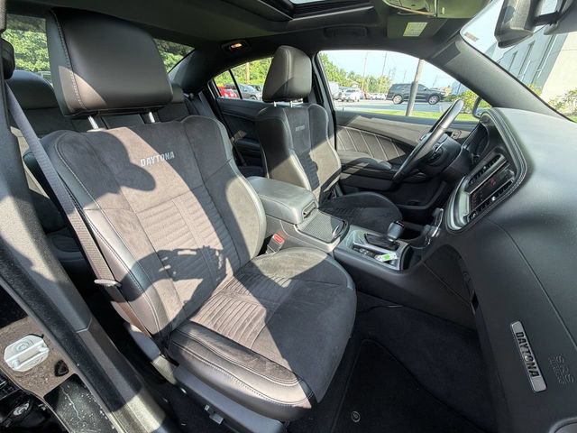 Used 2023 Dodge Charger Scat Pack w/ Daytona Edition Group RWD image 25