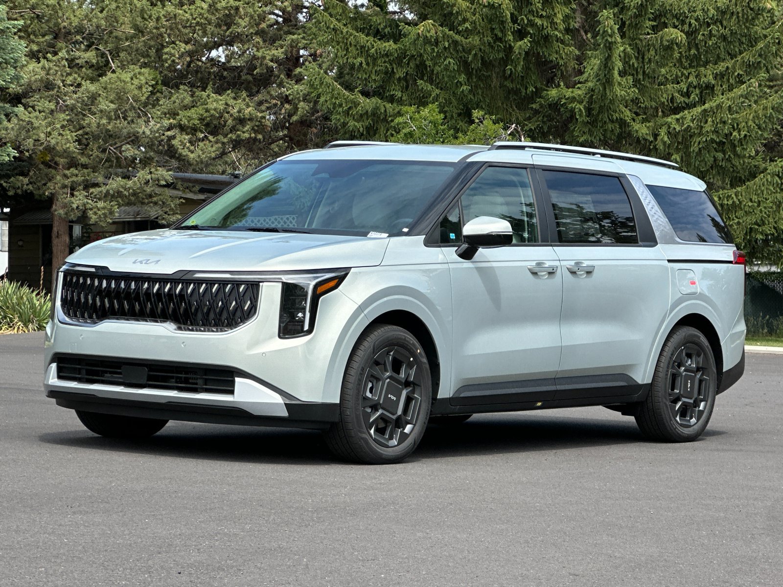 New 2026 Kia Carnival EX FWD image 8