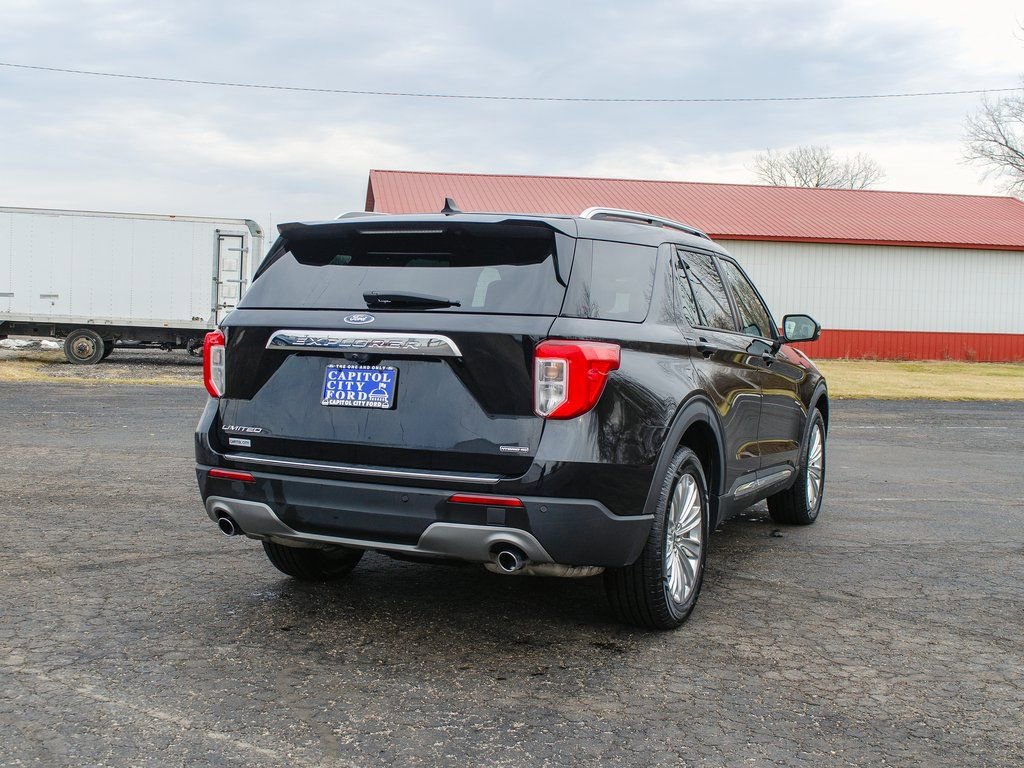 Used 2023 Ford Explorer Limited image 4
