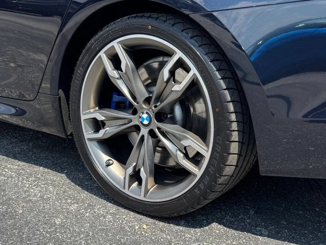 Used 2020 BMW M550i xDrive AWD/4WD image 23