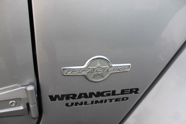 Used 2013 Jeep Wrangler Unlimited Sport image 11