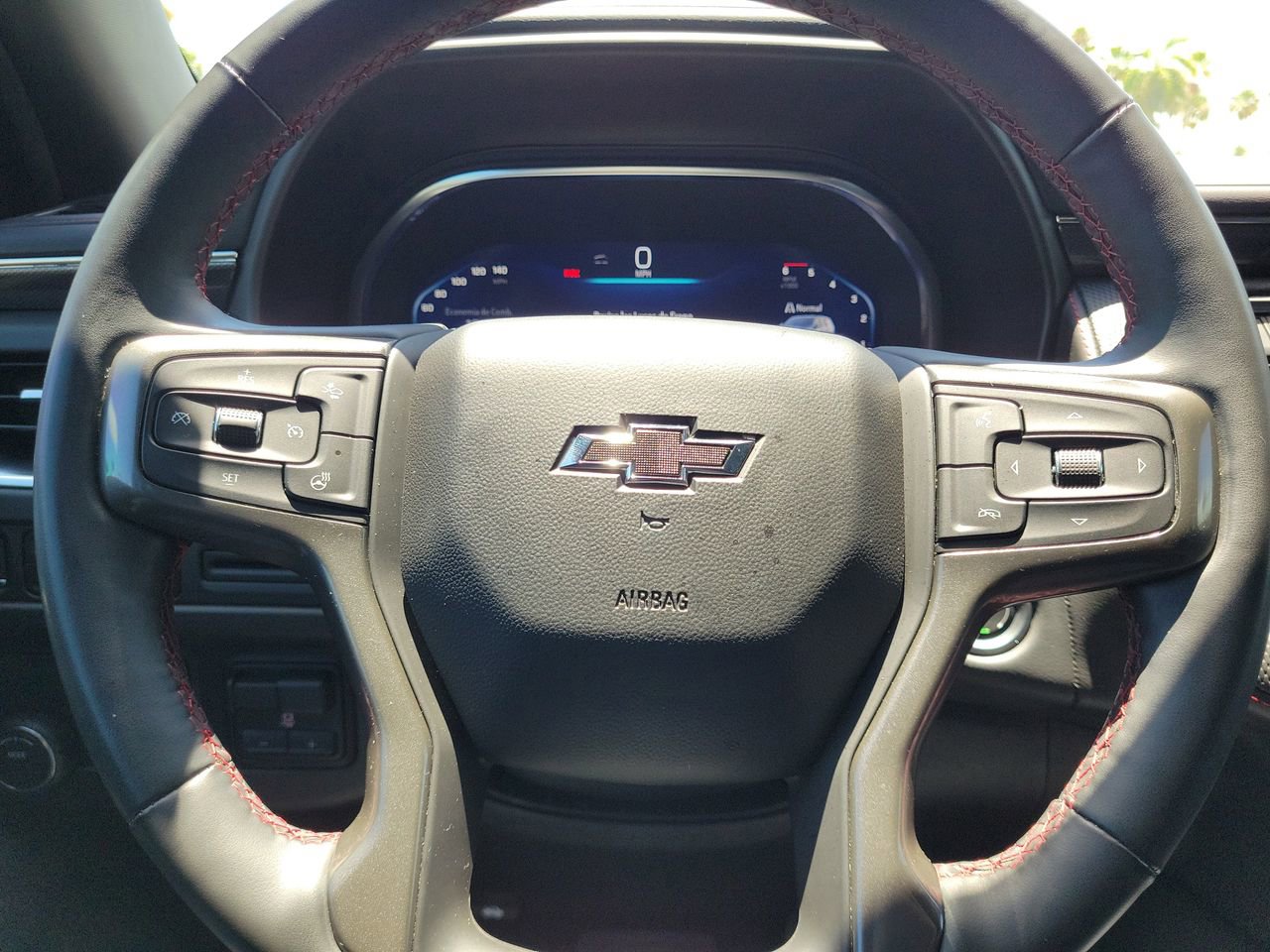 Used 2024 Chevrolet Suburban RST w/ Luxury Package RWD image 34