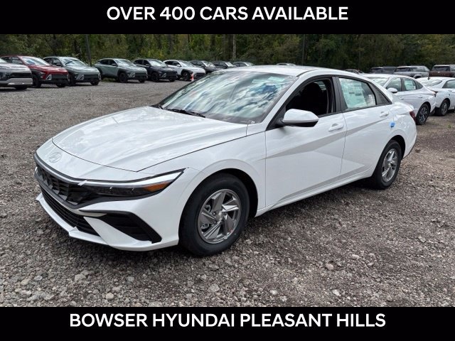 New 2026 Hyundai Elantra SE