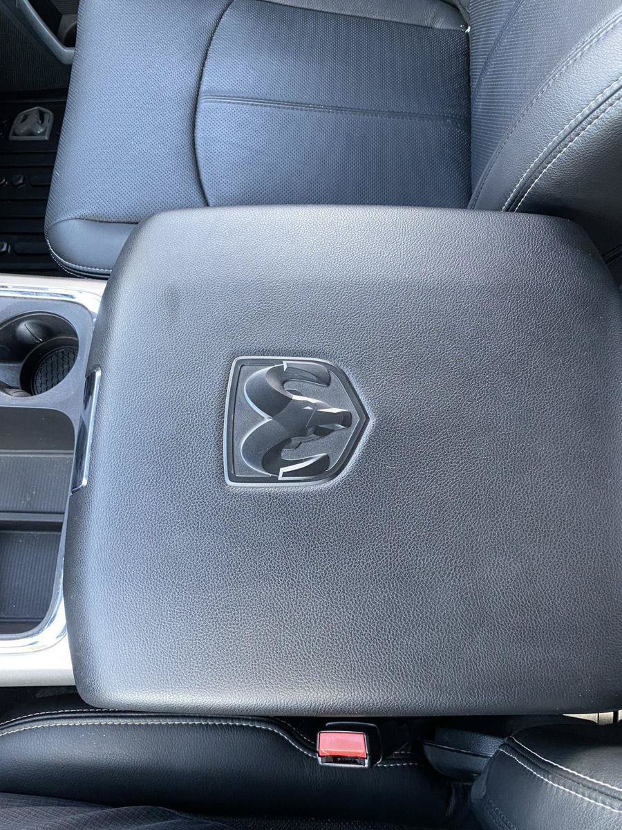 Used 2017 RAM 1500 Laramie w/ Convenience Group AWD/4WD image 22