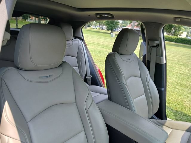 Used 2020 Cadillac XT4 Premium Luxury w/ Cold Weather Package FWD image 44