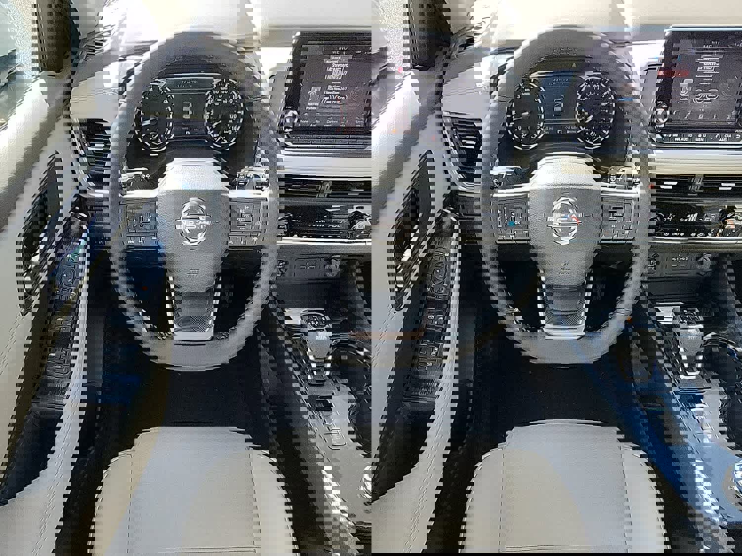 New 2026 Nissan Rogue SV image 8