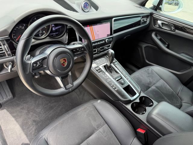 Used 2019 Porsche Macan AWD/4WD image 12