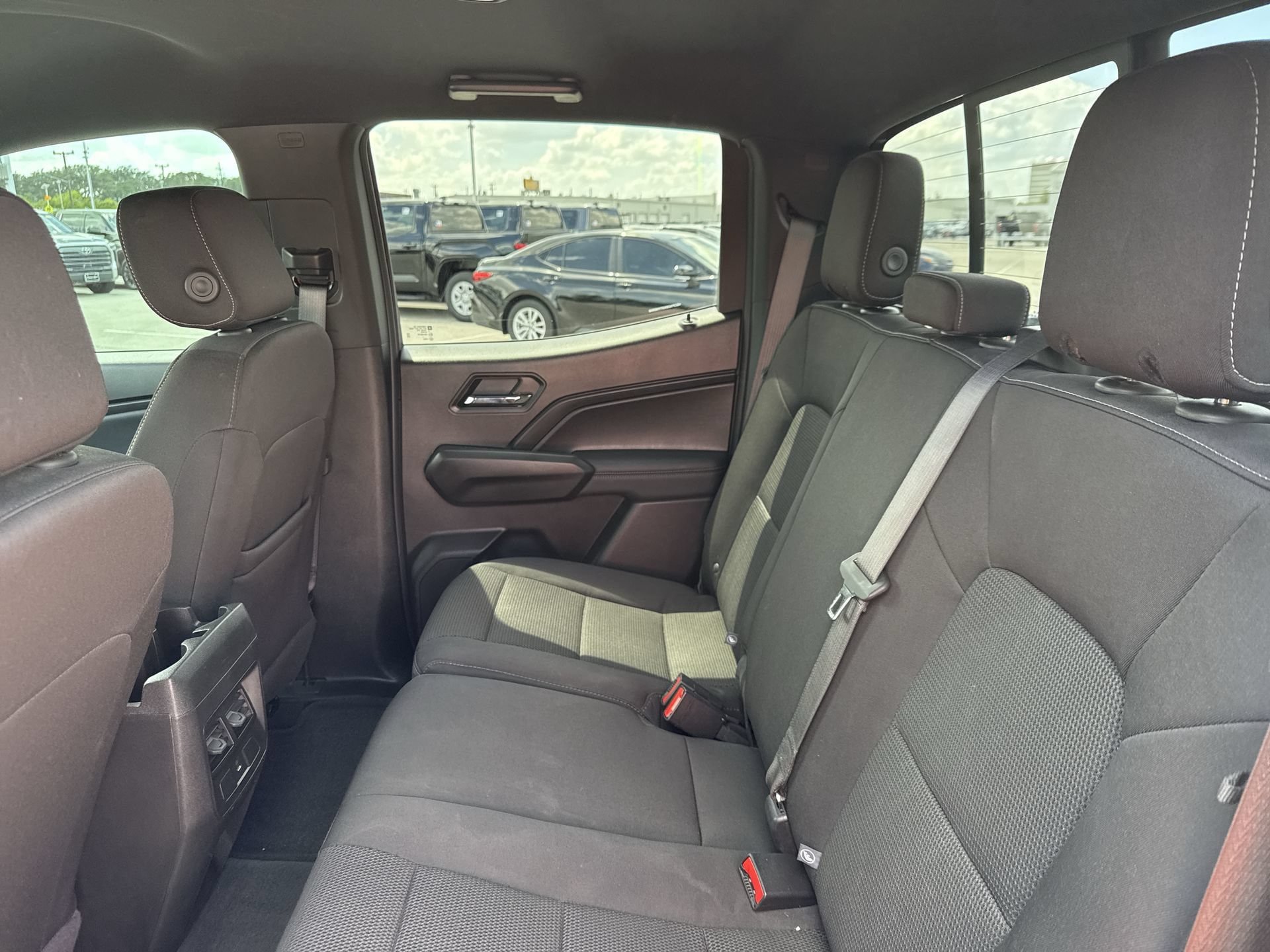 Used 2026 Chevrolet Colorado LT RWD image 24