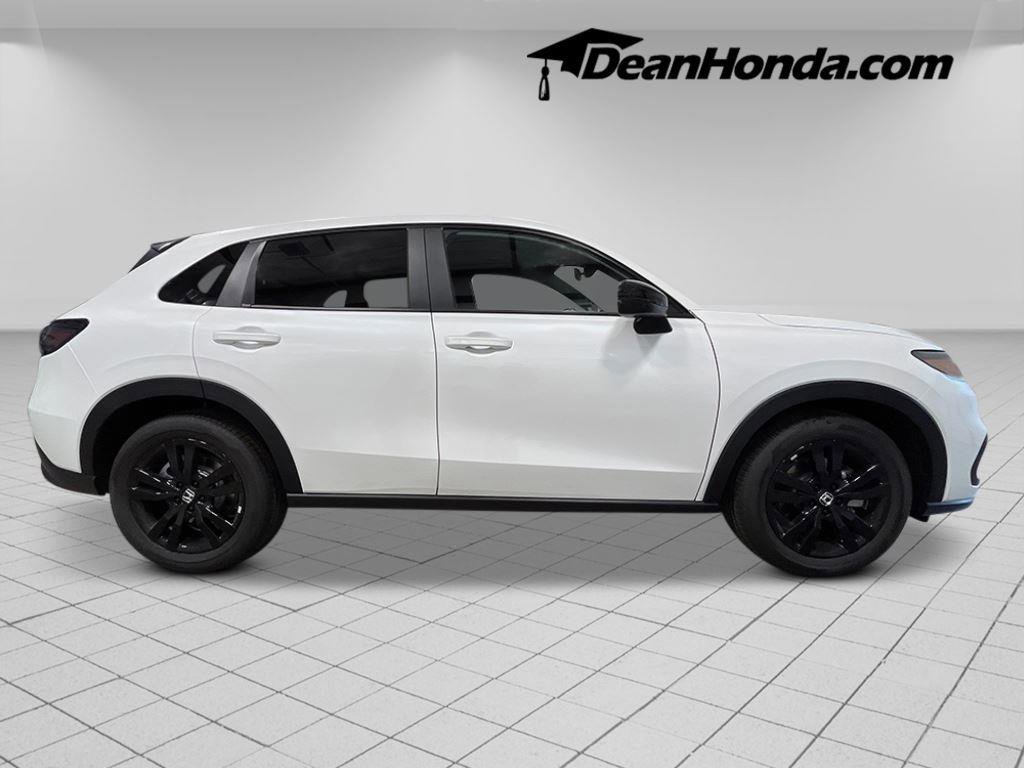 New 2026 Honda HR-V Sport image 8