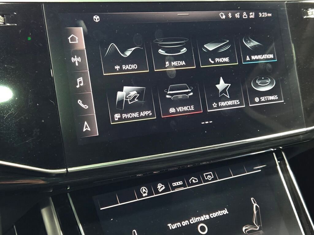 Used 2022 Audi Q7 2.0T Premium image 34