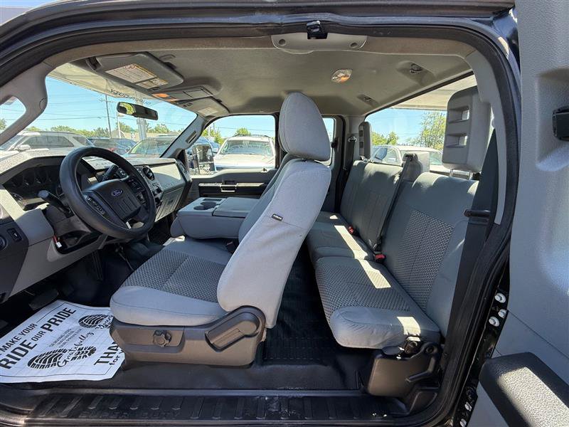 Used 2016 Ford F250 XL w/ XL Appearance Package AWD/4WD image 20
