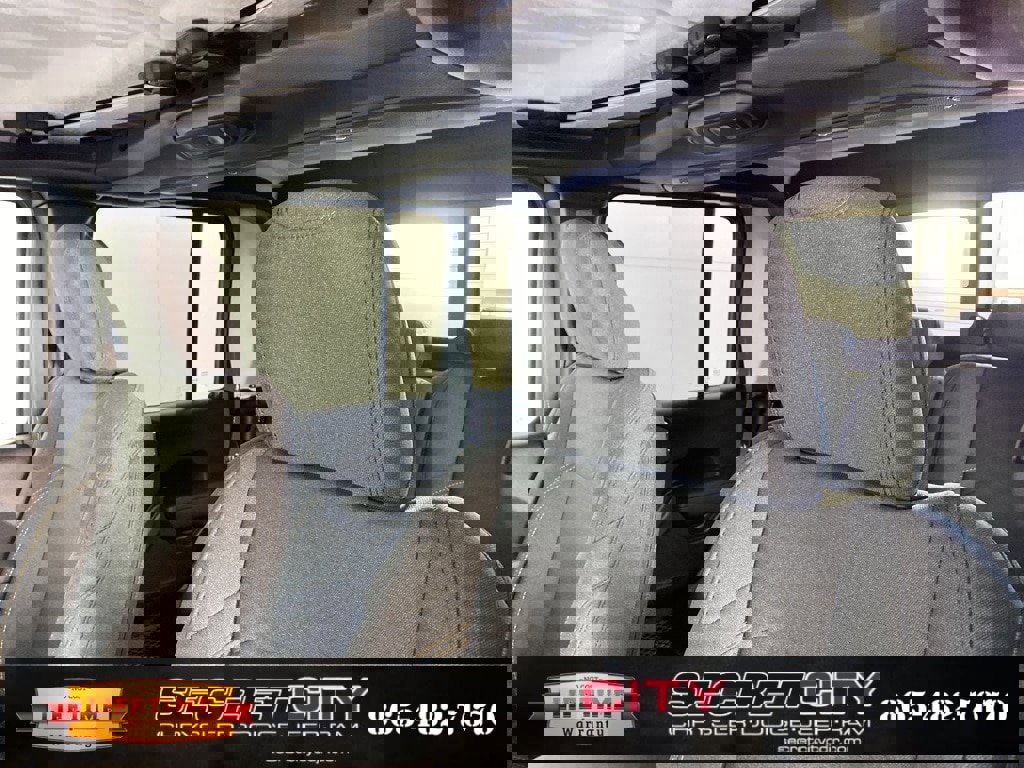 New 2025 Jeep Gladiator Sport image 10