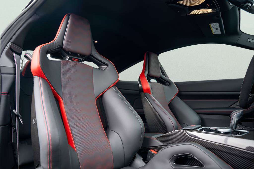 Used 2025 BMW M4 CS image 36